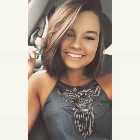 Meet your Posher, Michaela - Picture 1 of 1